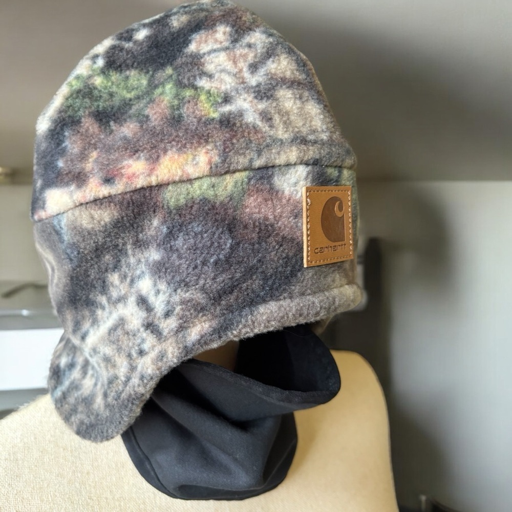 Carhartt-Balaclava Men’s one size fits most camo/black warm cap. New w/o tags! - Picture 7 of 11